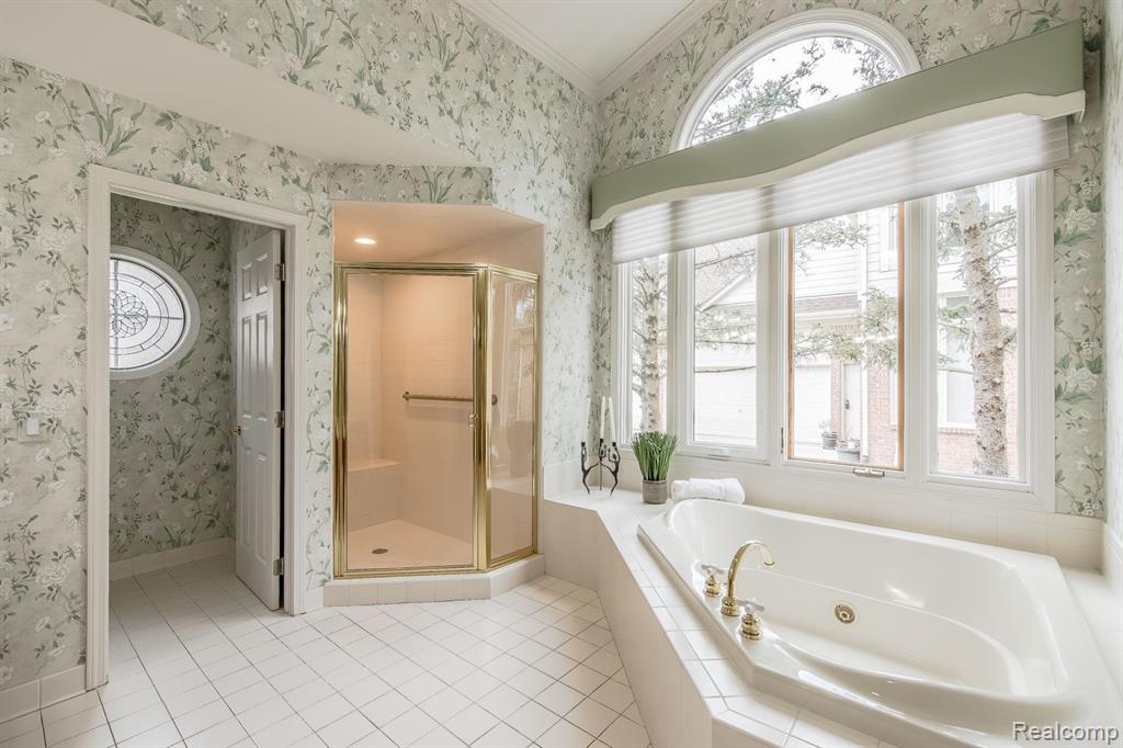 7252 Autumn Hill Drive, West Bloomfield, MI 48323 — Photo 40