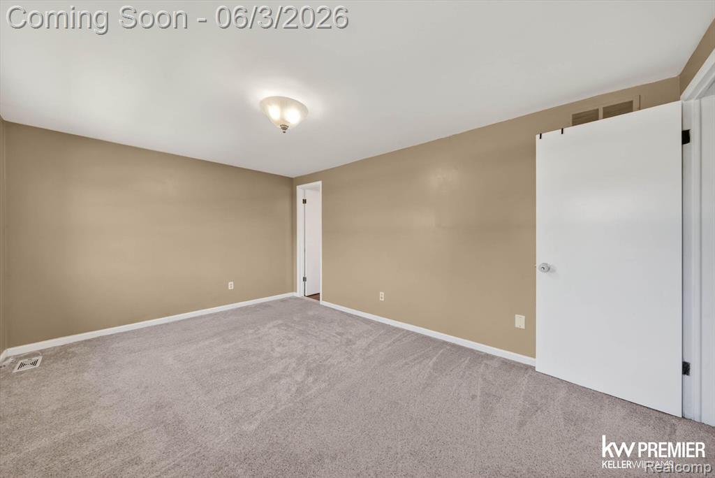 955 Kirts Boulevard, Troy, MI 48084 — Photo 27