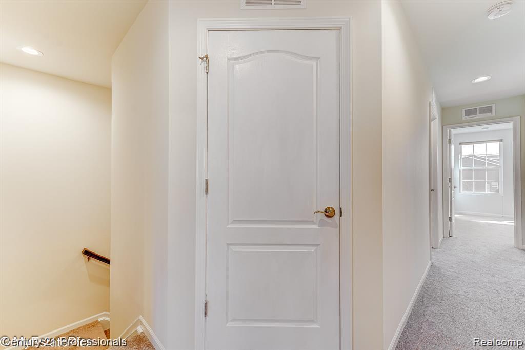 43646 Prospect Lane, Novi, MI — Photo 34