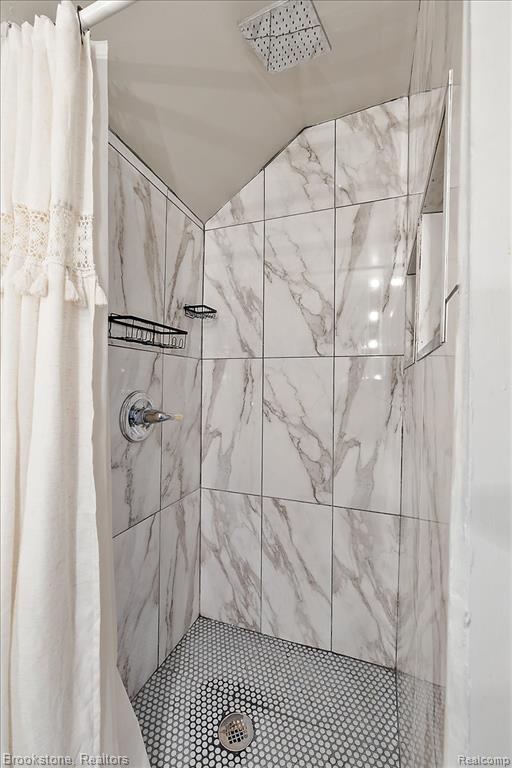 2281 Dexter Road, Auburn Hills, MI 48326 — Photo 24