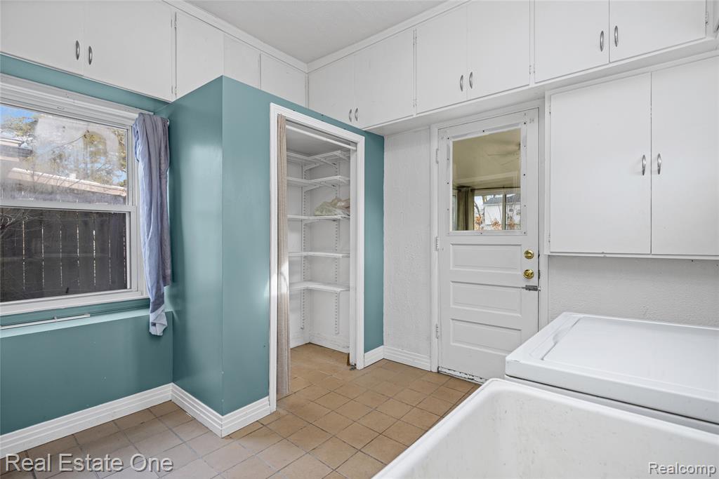 4313 Berkshire Road, Royal Oak, MI 48073 — Photo 18