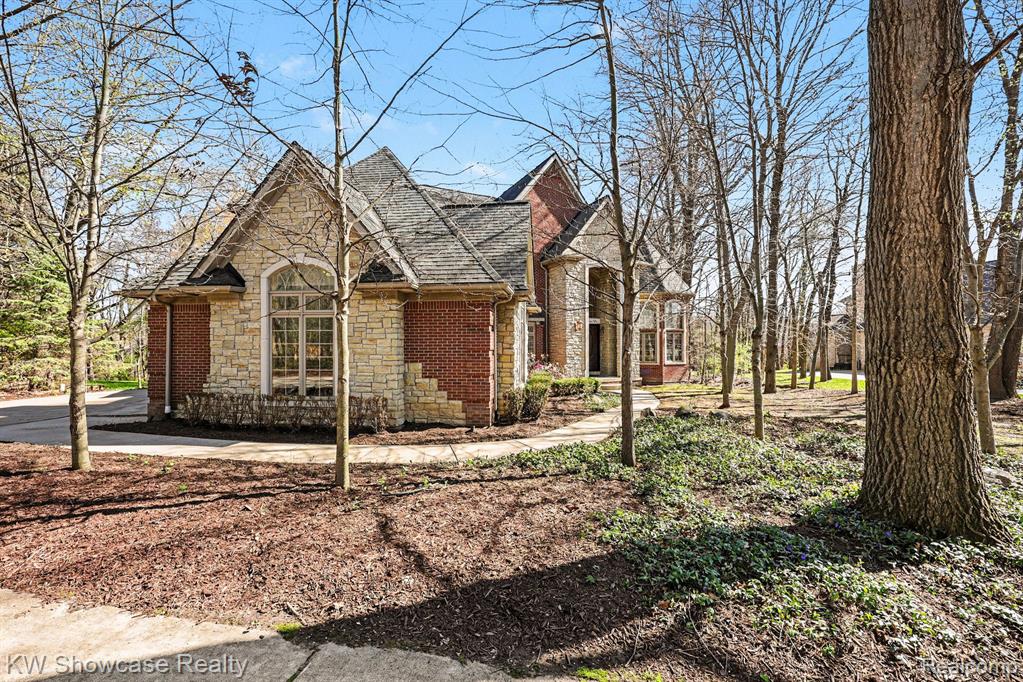 47955 Andover Drive, Novi, MI — Photo 4
