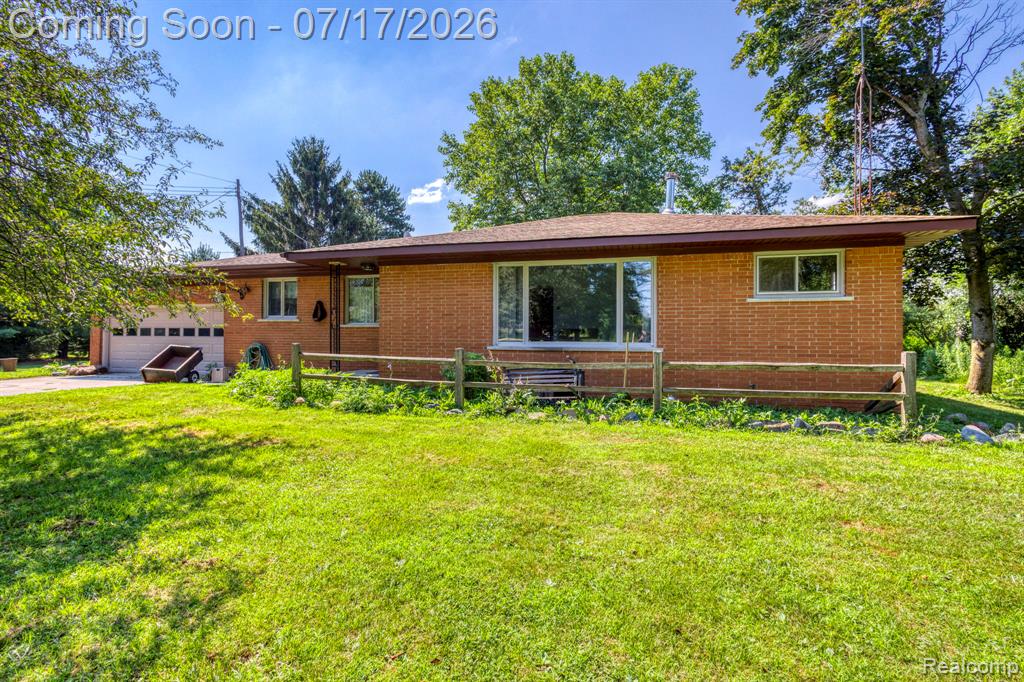 9805 Dolan Road, Columbus, MI — Photo 37