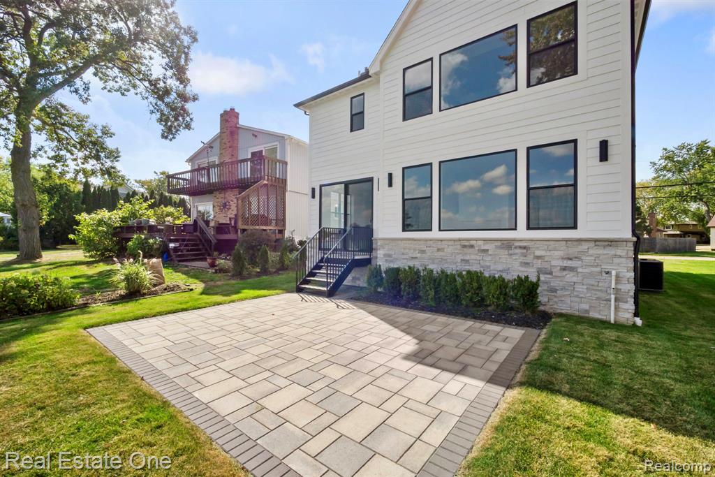 1517 KESSLER Avenue, Keego Harbor, MI 48320 — Photo 20