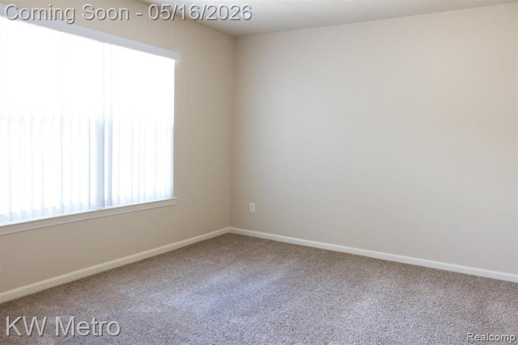 49144 W WOODS Drive, Shelby Twp, MI 48317 — Photo 6