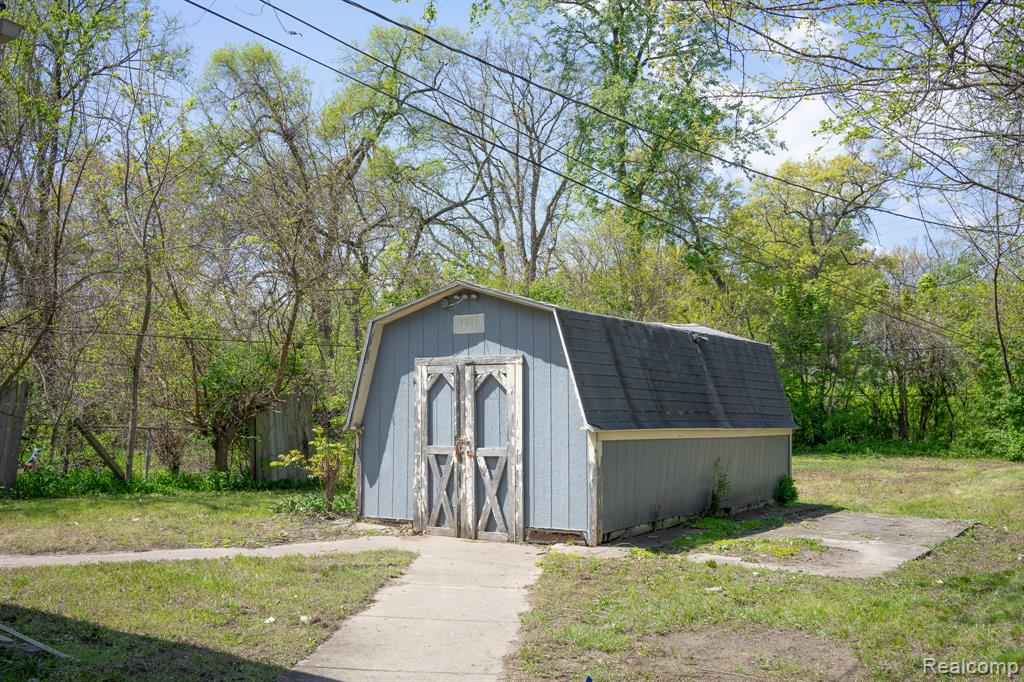20475 San Juan Drive, Detroit, MI 48221 — Photo 30