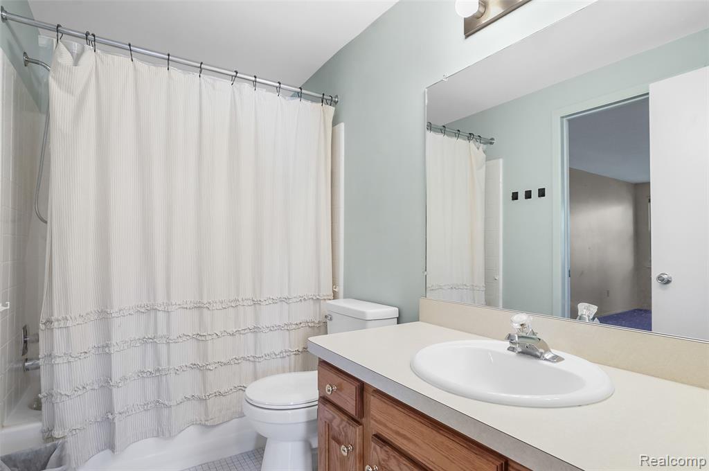 42142 Gladwin Street, Novi, MI 48167 — Photo 21
