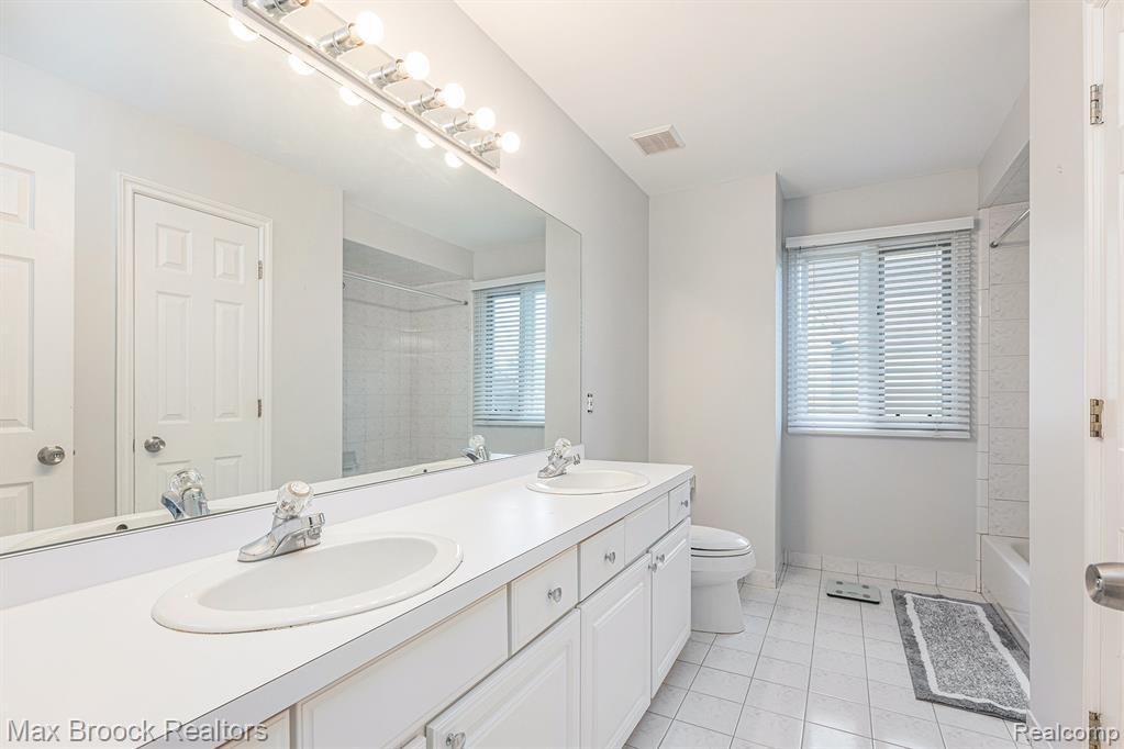 6011 MAPLE FOREST, West Bloomfield, MI — Photo 22