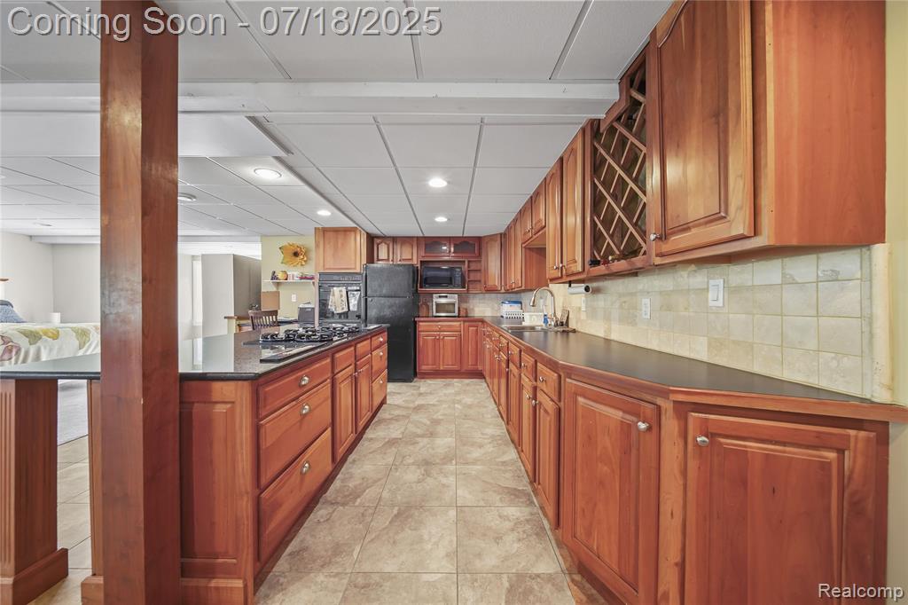 54030 Dequindre Road, Shelby Twp, MI 48316 — Photo 23