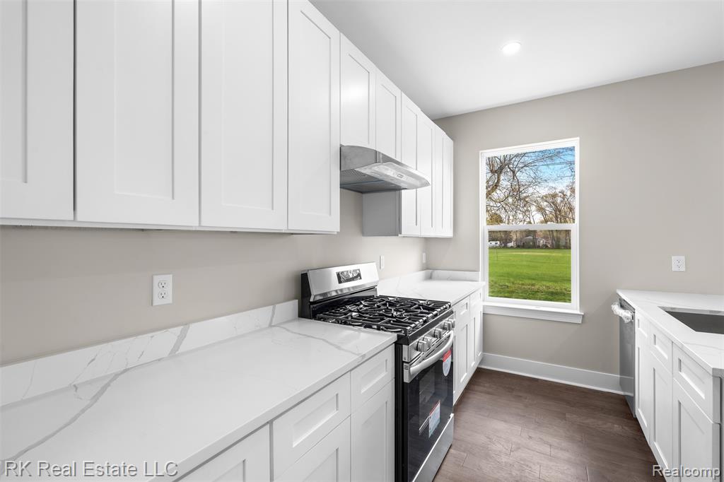 47260 Dequindre Road E, Shelby Twp, MI 48317 — Photo 16