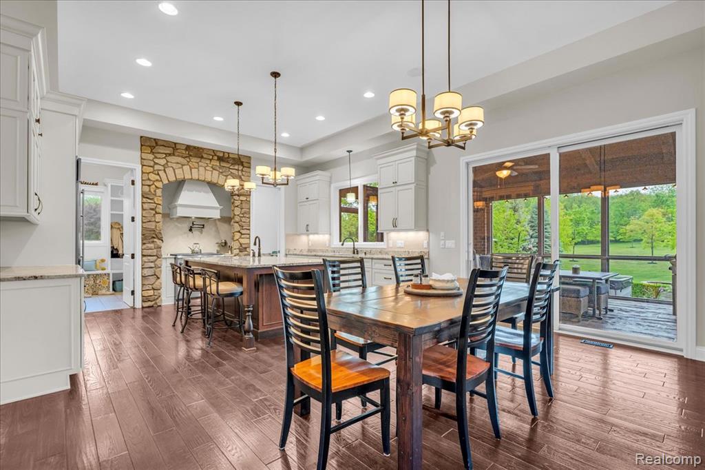 21174 Bridle Run, Northville, MI 48167 — Photo 12