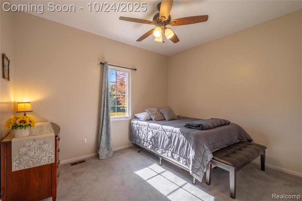 6090 Raphael Court, White Lake, MI 48383 — Photo 18