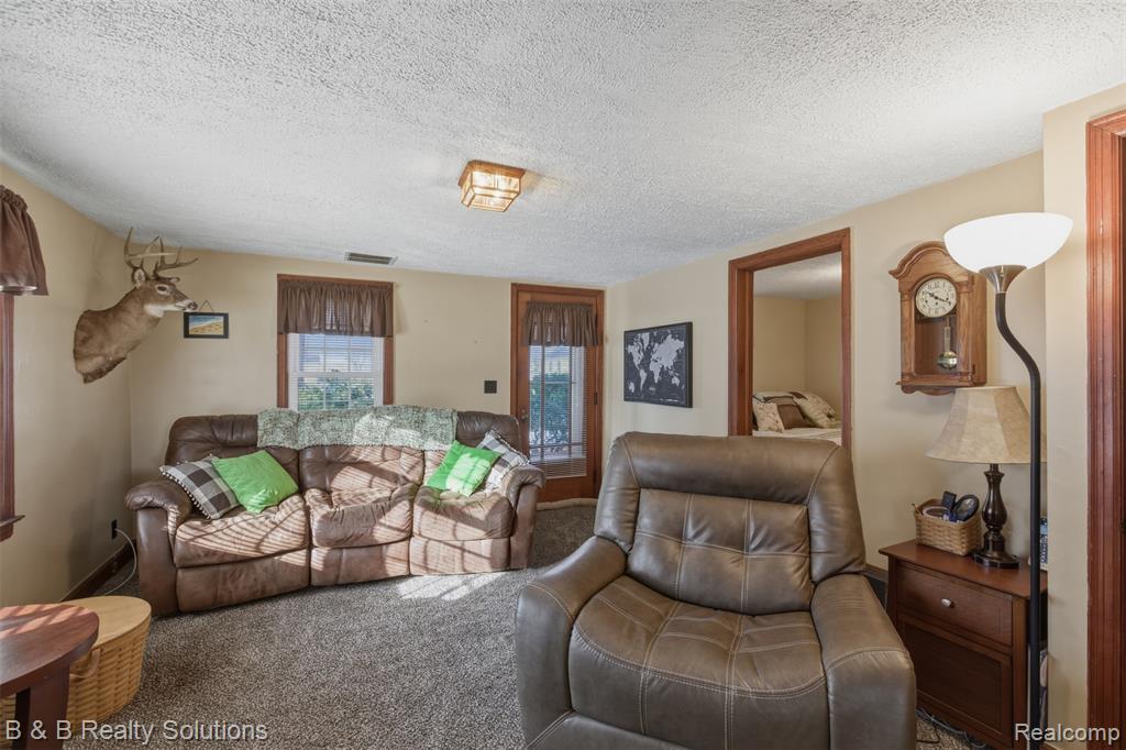 23644 E Main Street, Armada, MI — Photo 6