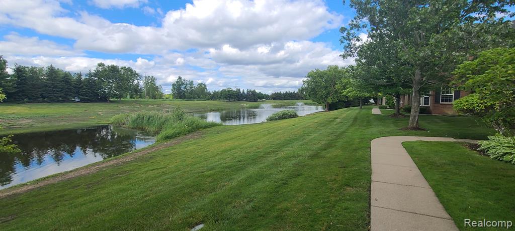 47688 PEMBROKE Drive, Canton, MI 48188 — Photo 2