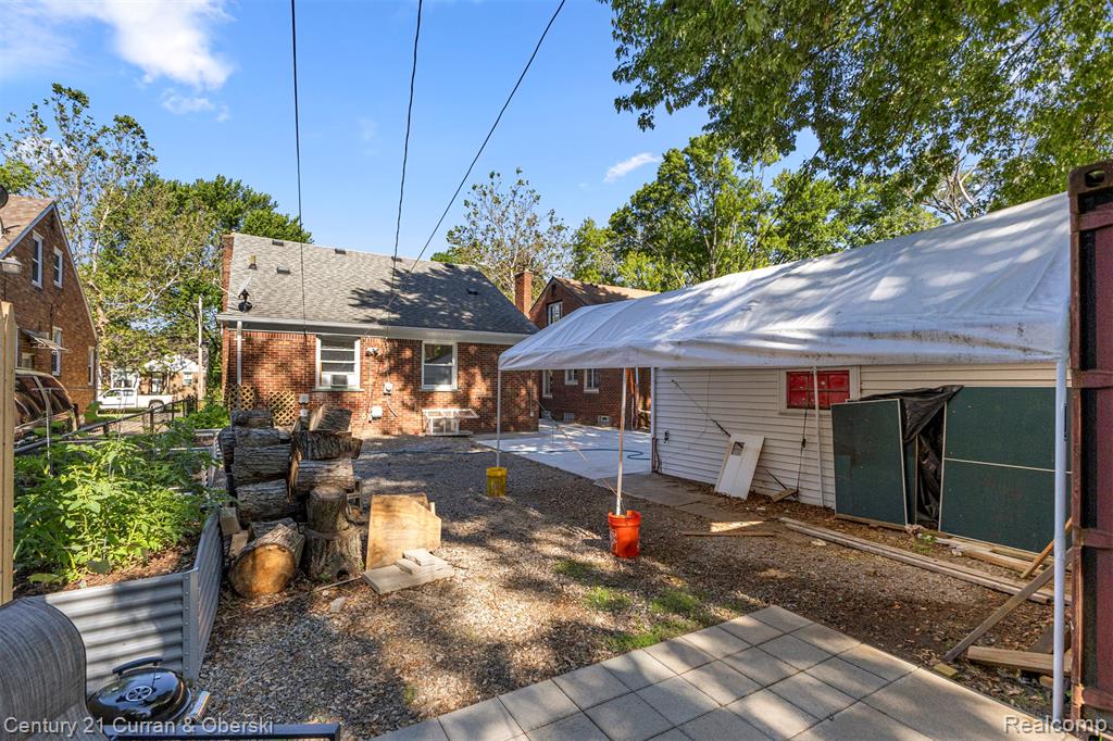 9976 Pierson Street, Detroit, MI 48228 — Photo 40