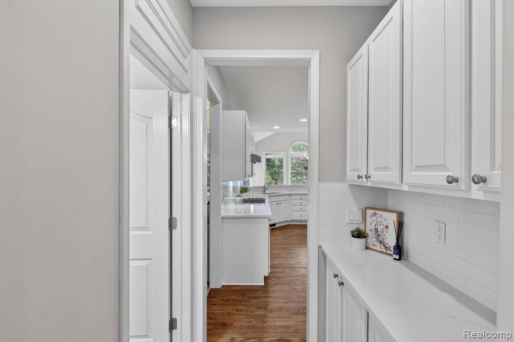 1630 Mistwood Court, Canton, MI 48187 — Photo 28