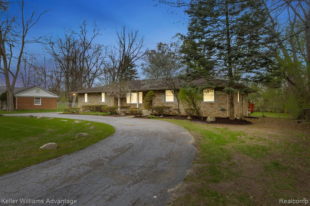 24806 Power Road, Farmington, MI 48336 — front exterior