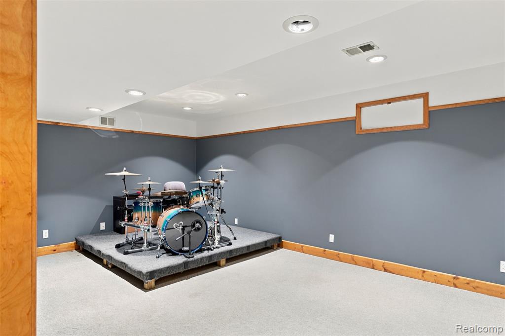 10780 Oxbow Lakeshore Drive, White Lake, MI — Photo 30