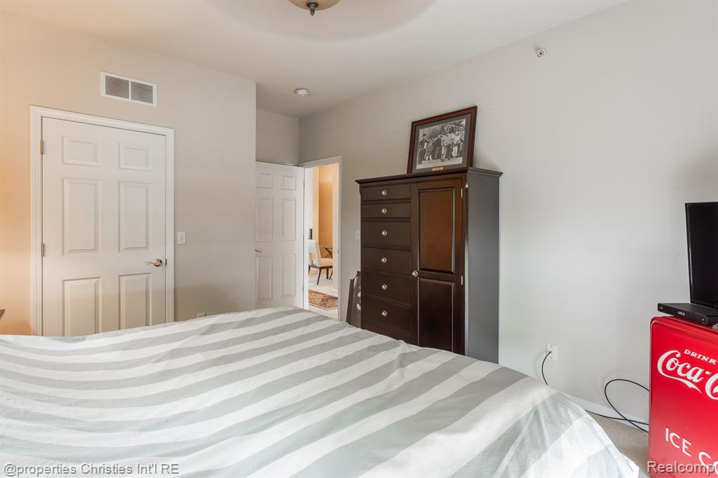 30786 ARDMORE Court, Novi, MI 48377 — Photo 10