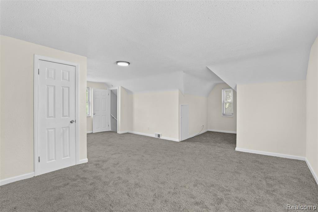 17717 Avon Avenue, Detroit, MI 48219 — Photo 25