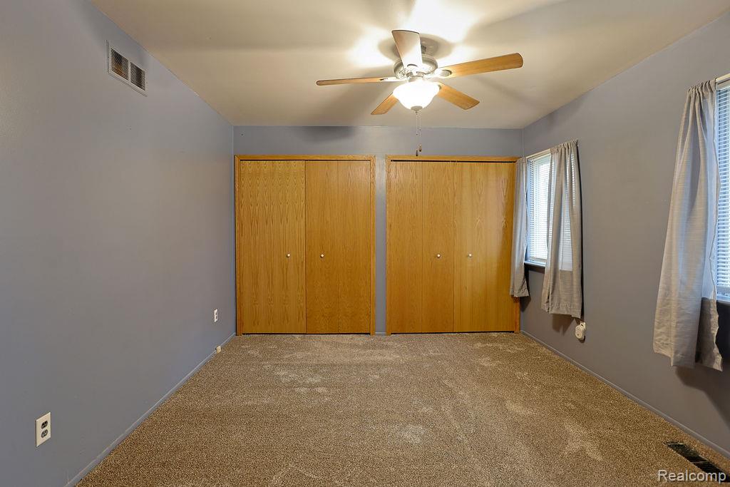43428 Hartwick Drive, Sterling Heights, MI 48313 — Photo 16