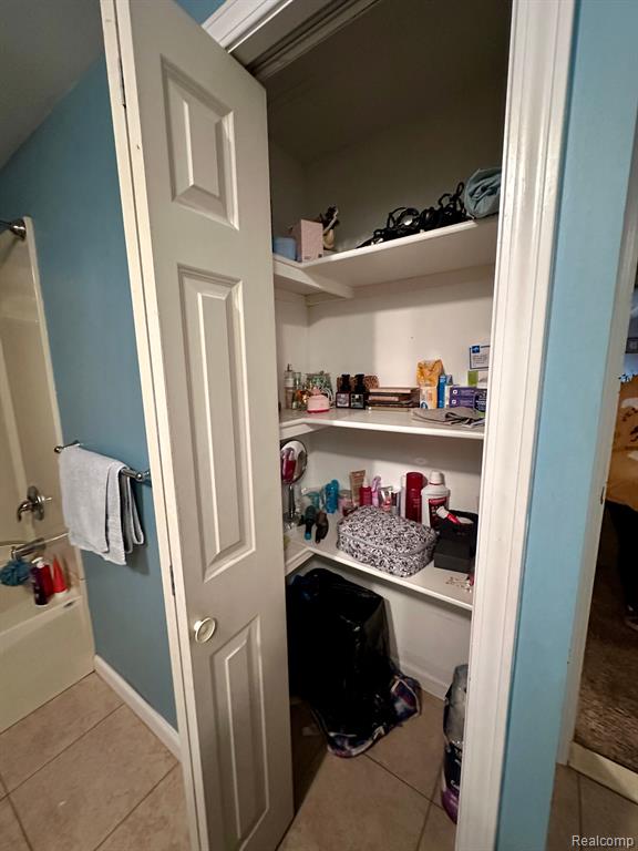 7700 RAVENSWOOD Road, Wales, MI — Photo 7