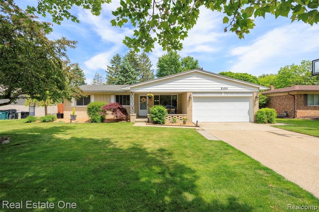 5150 Dayton Drive, Troy, MI 48085 — front exterior