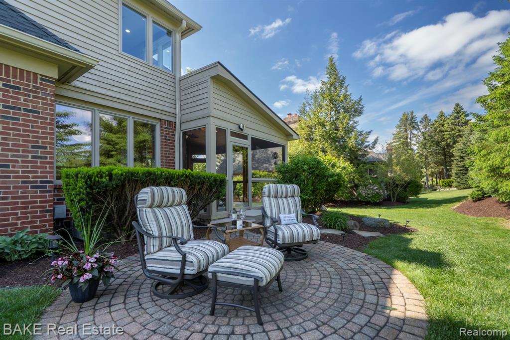 966 McDonald Drive, Northville, MI 48167 — Photo 12