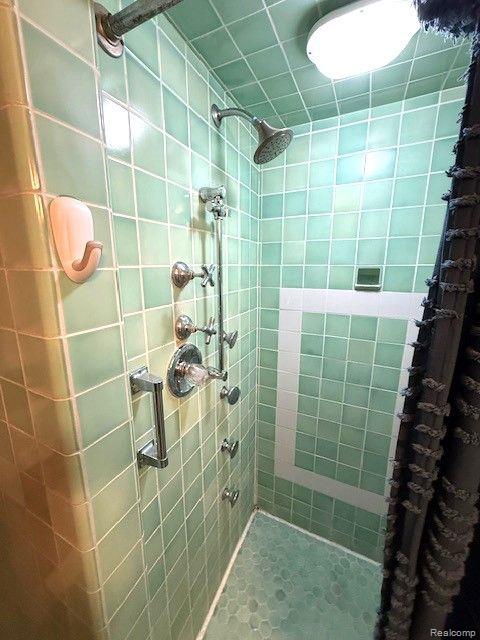 603 NEFF Road, Grosse Pointe, MI 48230 — Photo 20