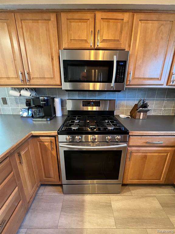 5345 FERN Avenue, Grand Blanc, MI 48439 — Photo 7