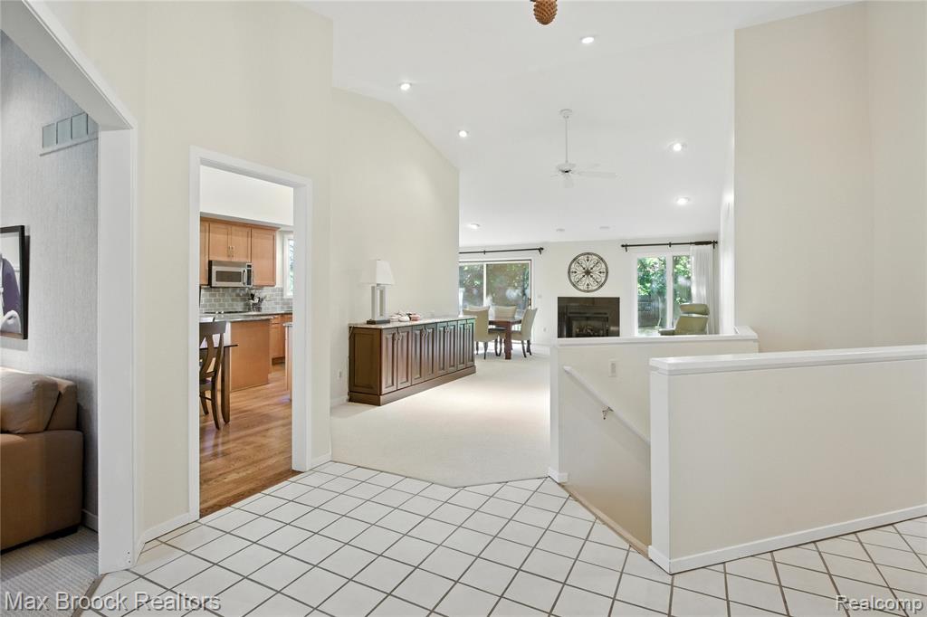 4185 Foxpointe Drive, West Bloomfield, MI 48323 — Photo 5