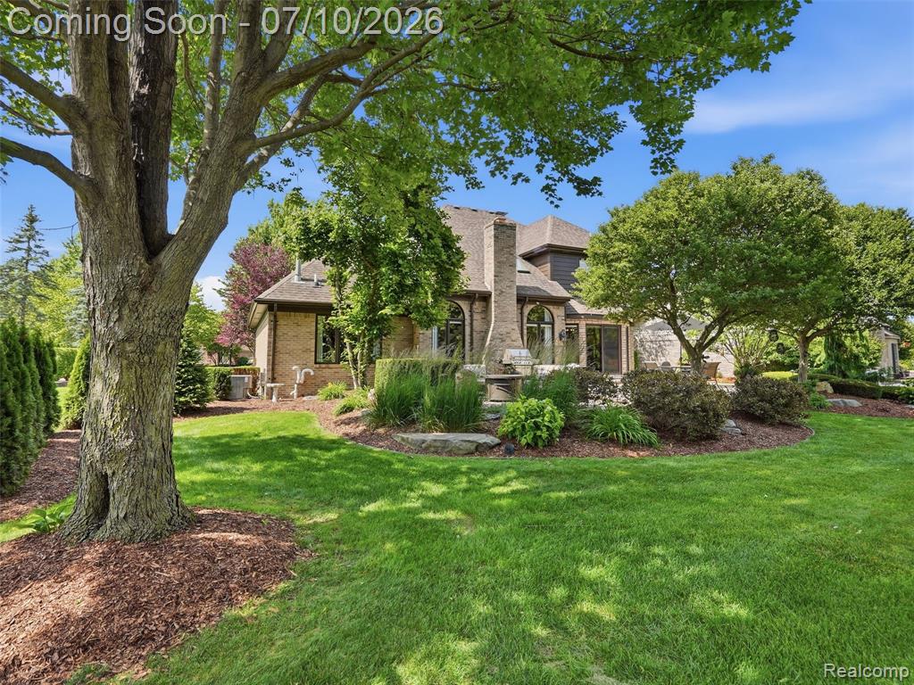 54544 Waubay Drive, Macomb, MI 48042 — Photo 13
