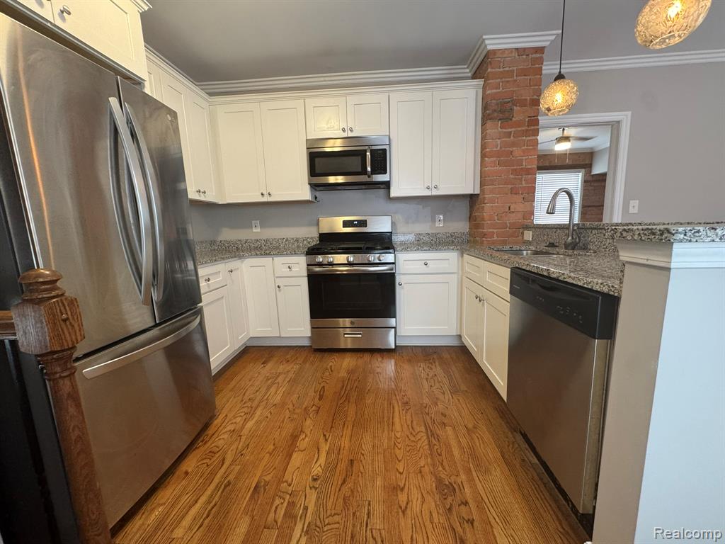 3531 2nd Avenue - Photo 5
