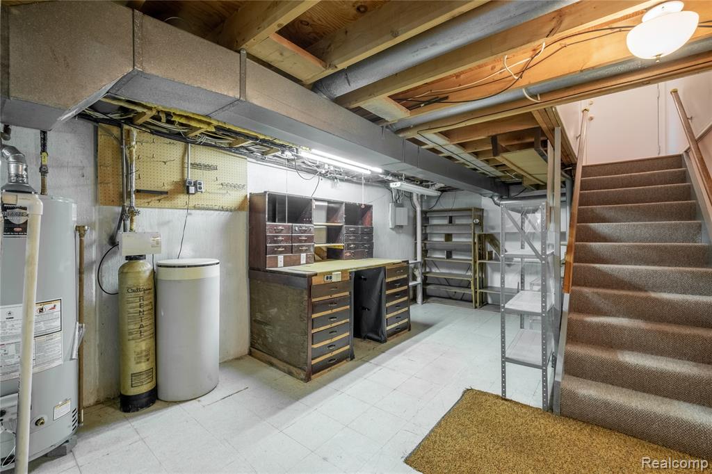 6120 King Arthur Drive, Swartz Creek, MI 48473 — Photo 13