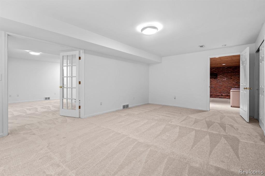 1827 HIGH HOLLOW Drive, Ann Arbor, MI 48103 — Photo 65