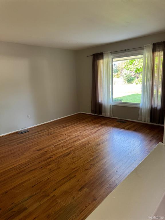 5028 Abington Drive, Troy, MI 48085 — Photo 7