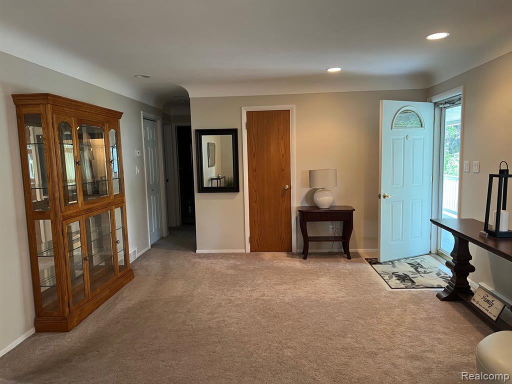 7369 Sheridan Road, Flushing, MI 48433 — Photo 14
