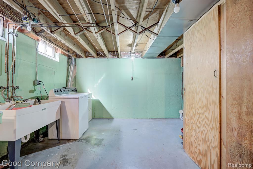 705 BUTTERNUT Avenue, Royal Oak, MI 48073 — Photo 30