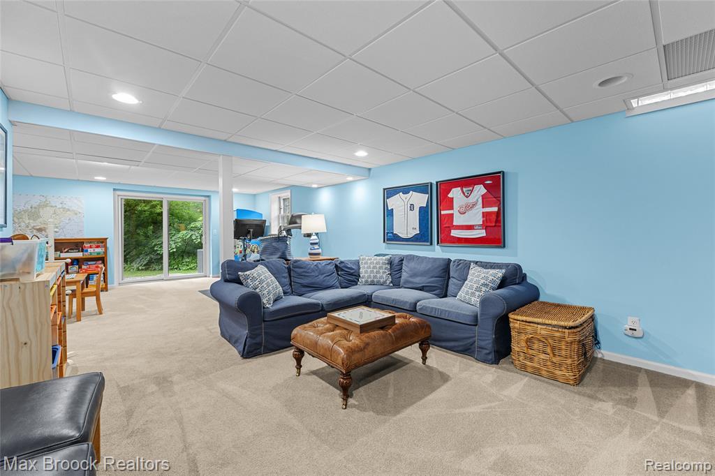 578 Woodway Court, Bloomfield Hills, MI 48302 — Photo 22