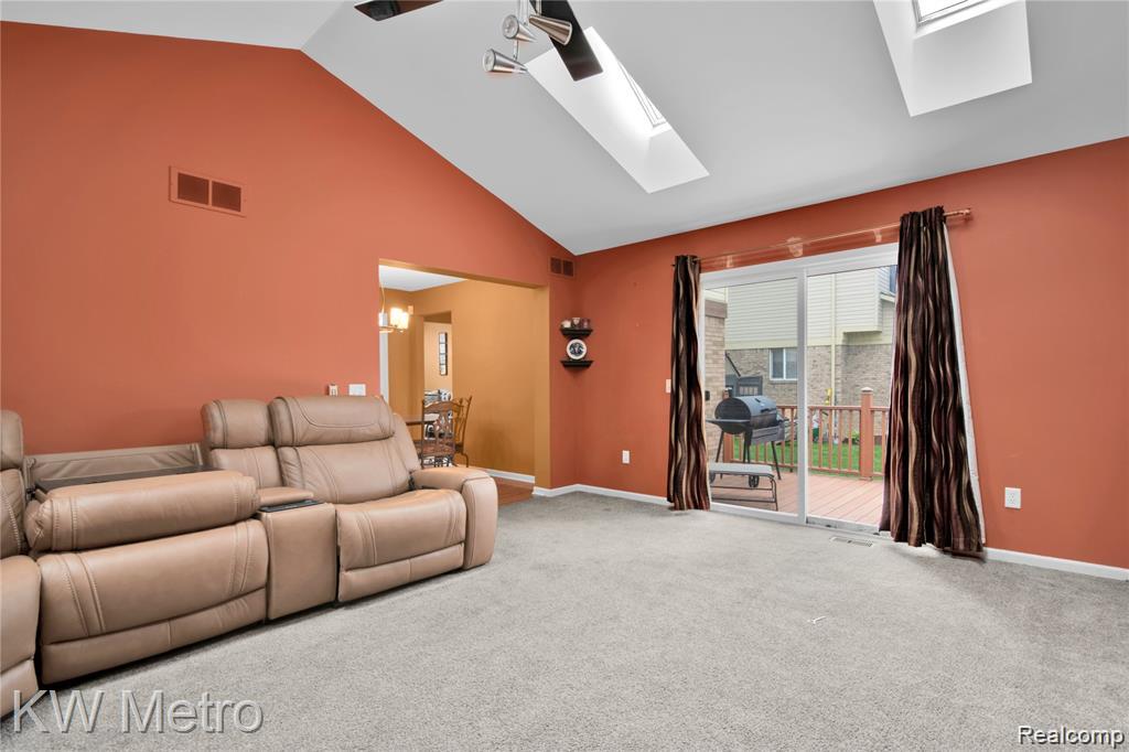 19298 Mitchell Street, Rockwood, MI — Photo 9