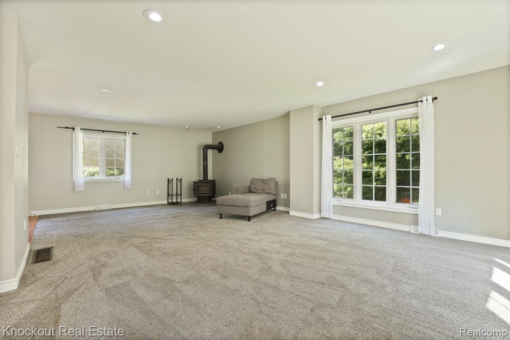 7080 Oak Park Drive, Vassar, MI 48768 — Photo 11