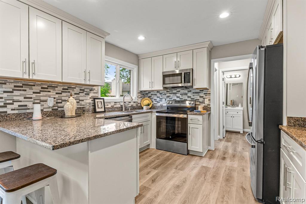 4766 Quarton Road, Bloomfield Hills, MI 48302 — Photo 12
