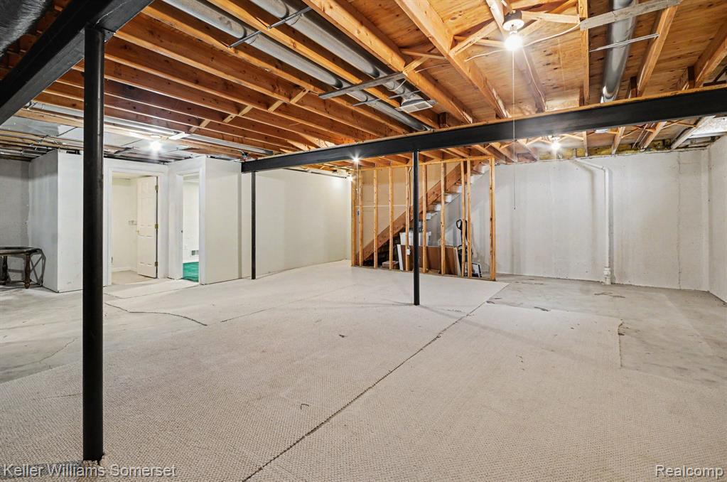 4432 Thornwood Court, Warren, MI 48092 — Photo 18