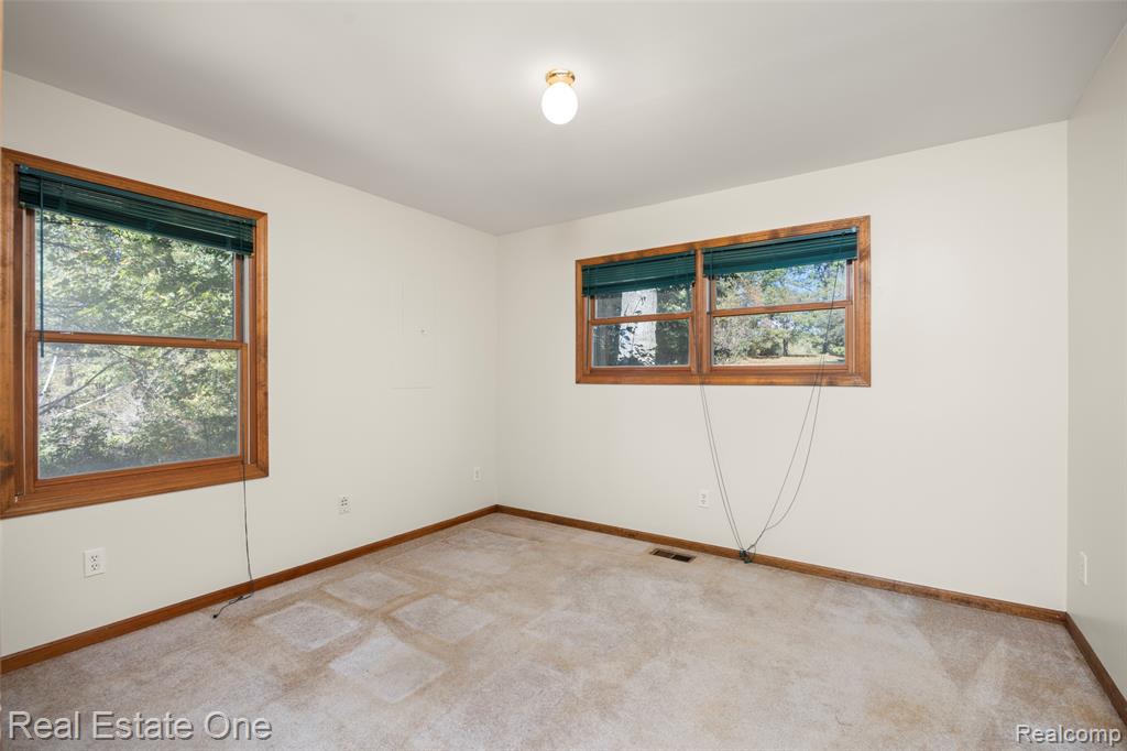 2533 Armond Road, Howell, MI 48855 — Photo 18