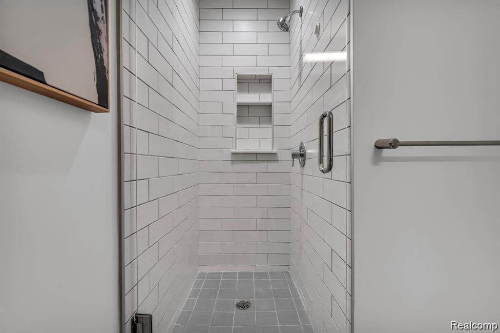 2648 JOHN R Street, Detroit, MI 48201 — Photo 22