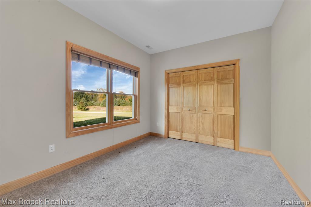 6300 HAZARD Road, Fenton, MI 48430 — Photo 17