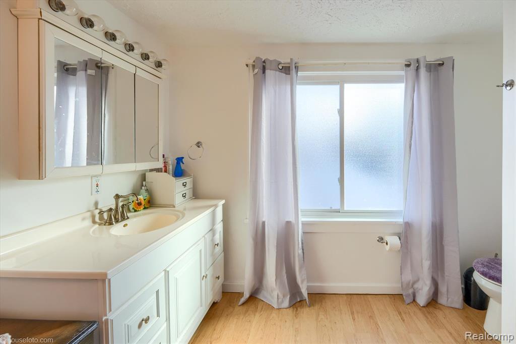 238 E Nepessing Street, Lapeer, MI 48446 — Photo 32