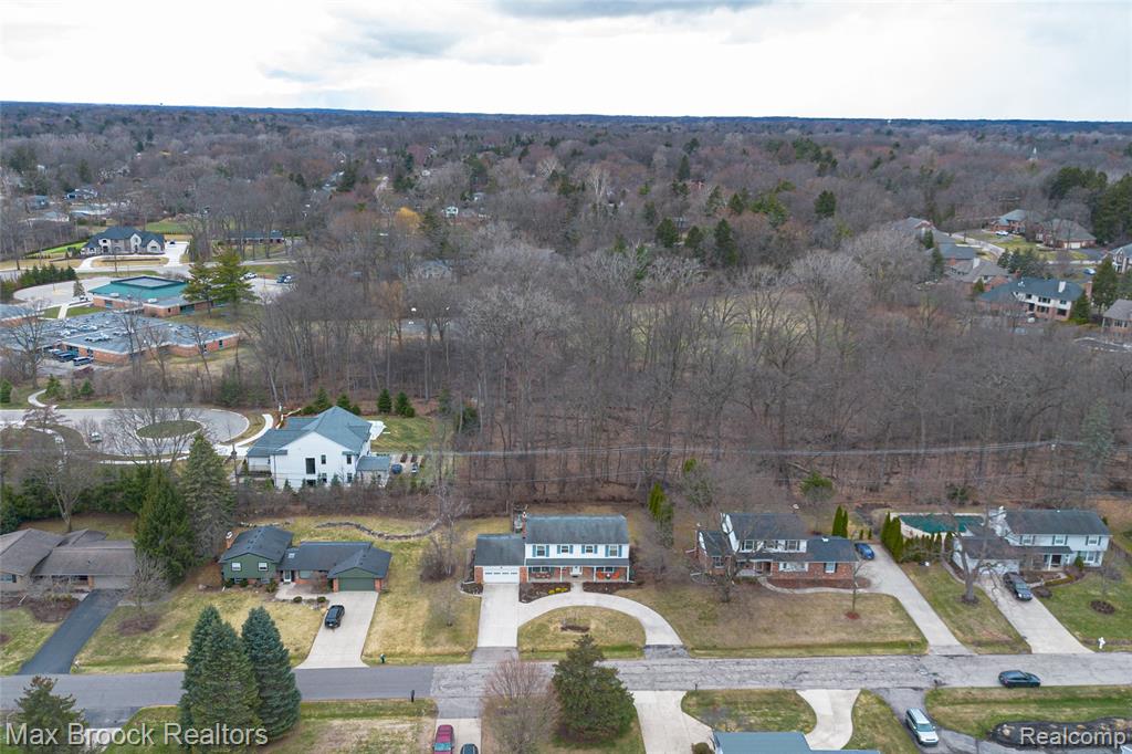 7118 Cathedral Drive, Bloomfield Hills, MI 48301 — Photo 60