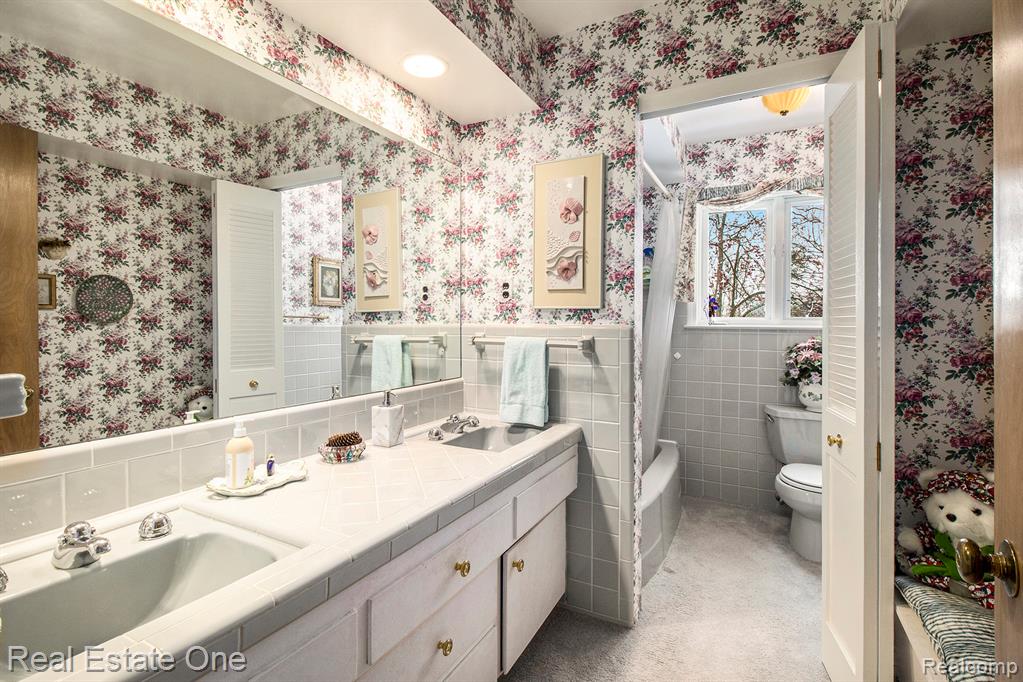 4616 Coachmaker Drive, Bloomfield Hills, MI 48302 — Photo 23