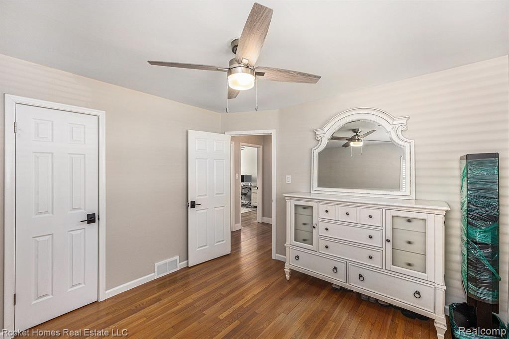 632 N VERMONT Avenue, Royal Oak, MI 48067 — Photo 16